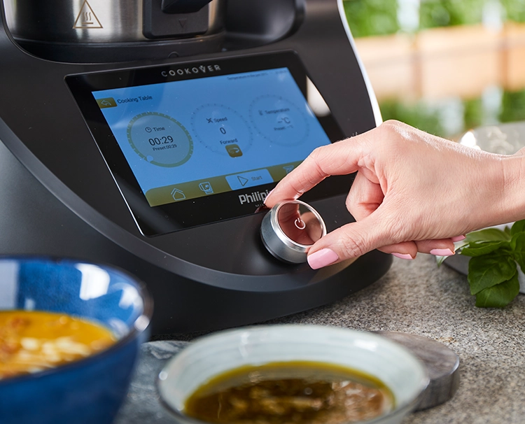 Či100 kuhinjski robot Philipiak