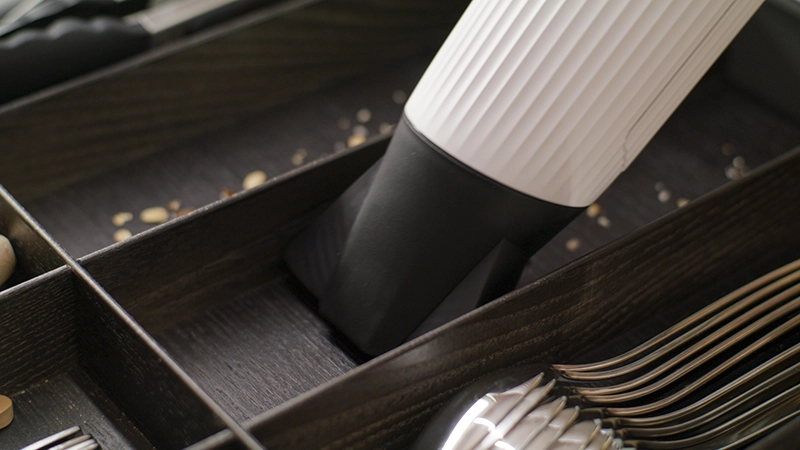 Namizni sesalnik VM7